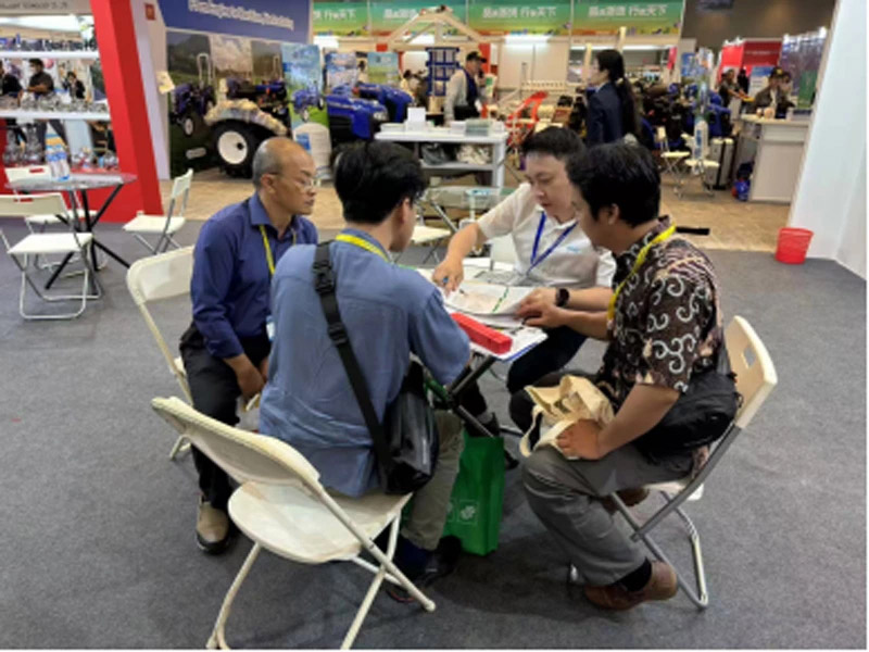 1758954275622553.jpg 4(1).jpg